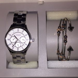 New Fossil silver watch bracelet boxed set $155